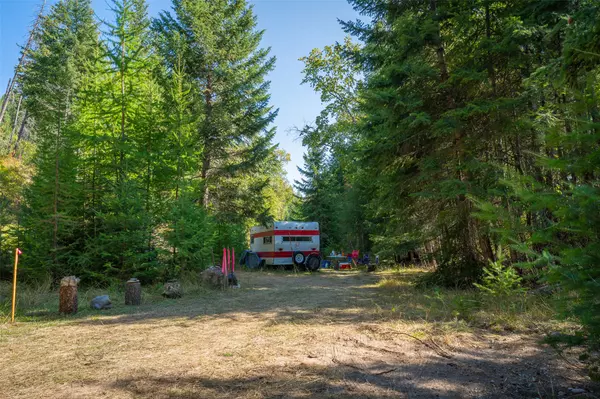 Kalispell, MT 59901,150 Peters Creek WAY