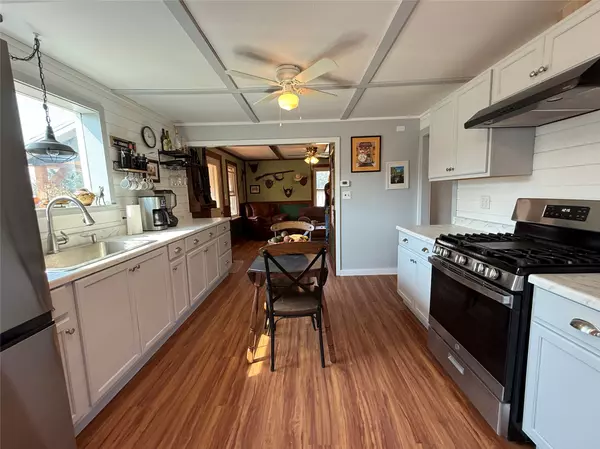 Highwood, MT 59450,229 Main ST N