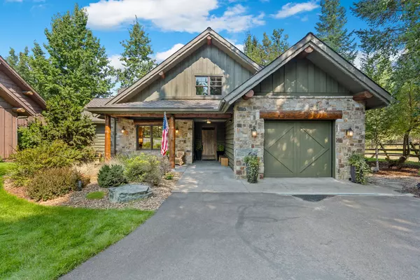 1055 Whispering Rock RD, Bigfork, MT 59911