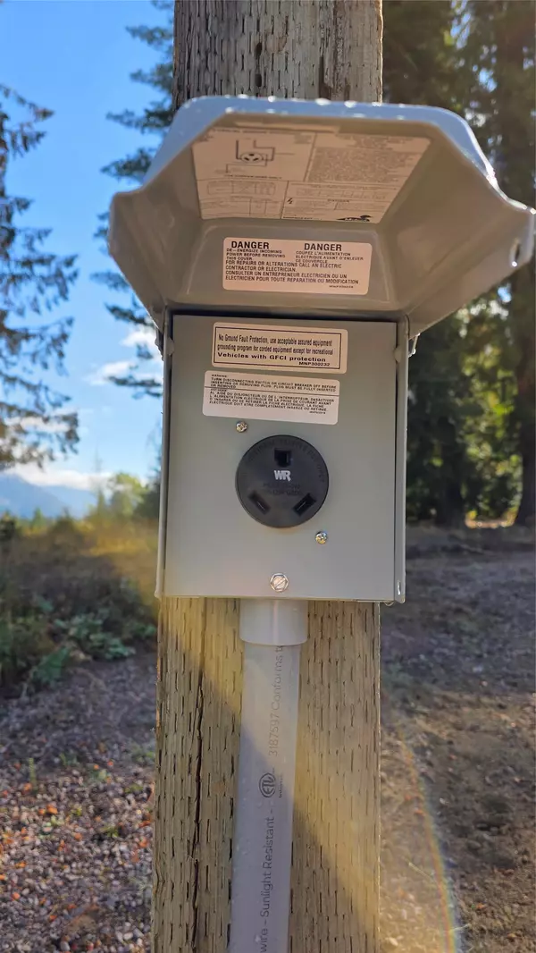 Troy, MT 59935,687 Iron Creek RD