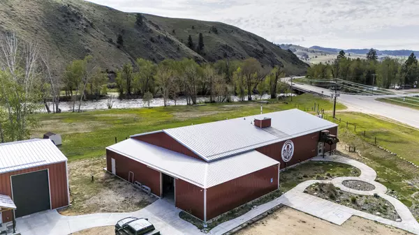 125 Hannon LN, Darby, MT 59829