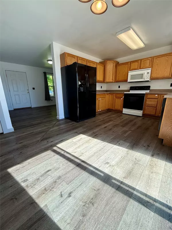 Victor, MT 59875,305 5th AVE