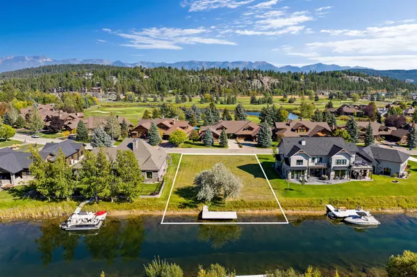 337 Eagle Bend DR, Bigfork, MT 59911