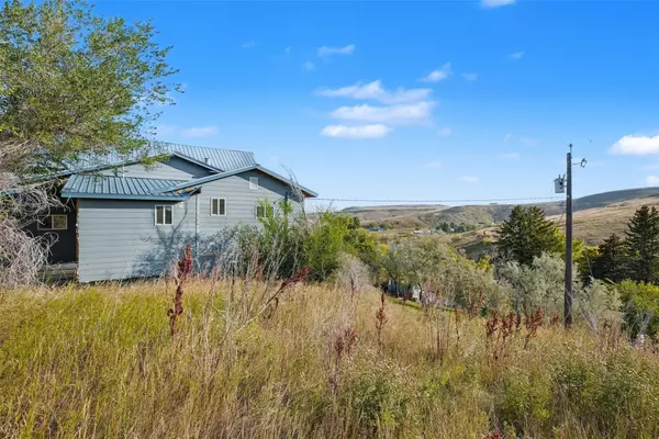 26 Burrell AVE, Stockett, MT 59480