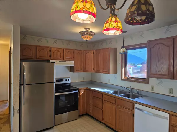 Columbia Falls, MT 59912,830 11th ST W