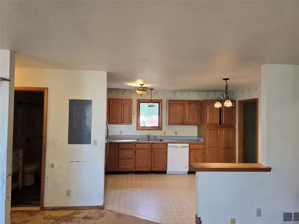 Columbia Falls, MT 59912,830 11th ST W