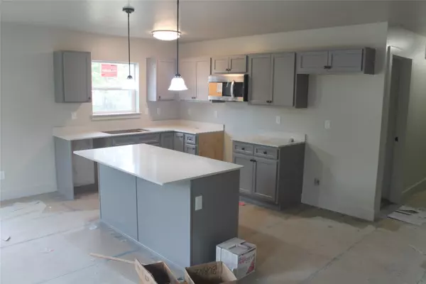 Kalispell, MT 59901,49 Mackin CT
