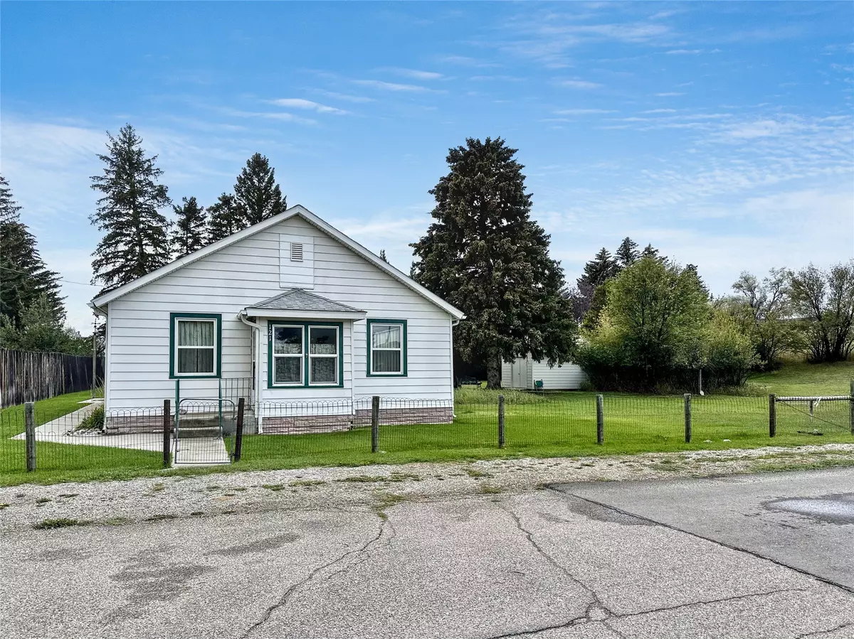 Ennis, MT 59729,121 W Hugel ST