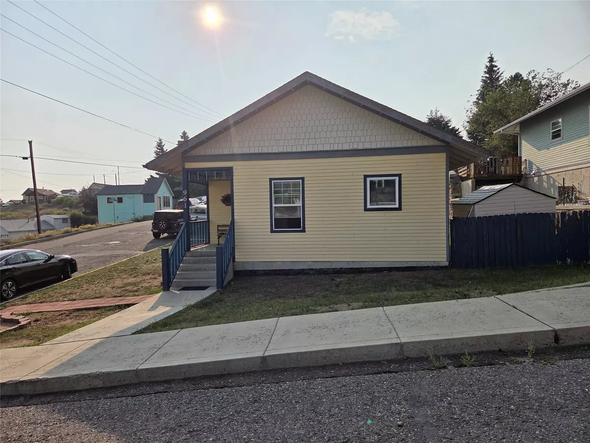 Butte, MT 59701,961 N Main ST