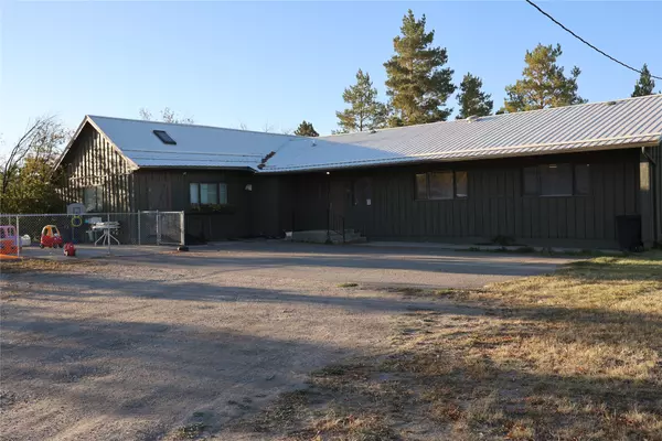 Valier, MT 59486,507 Teton AVE