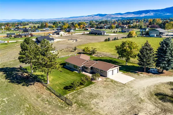 390 Bass LN, Corvallis, MT 59828