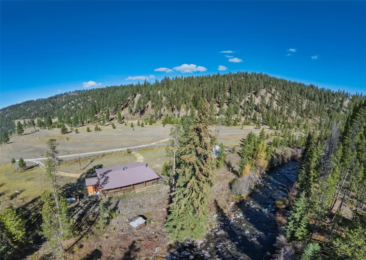 Sula, MT 59871,2766 E Fork RD