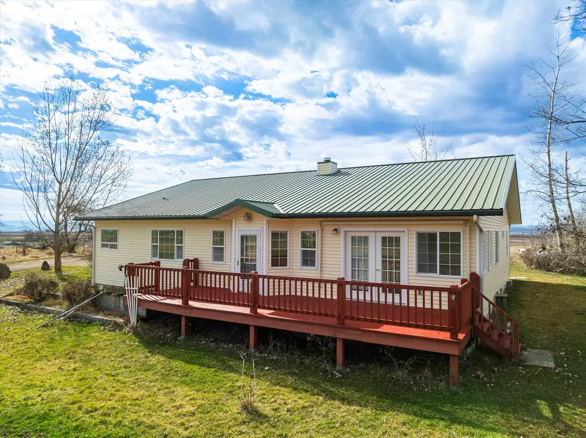 Ronan, MT 59864,45003 Foothills DR