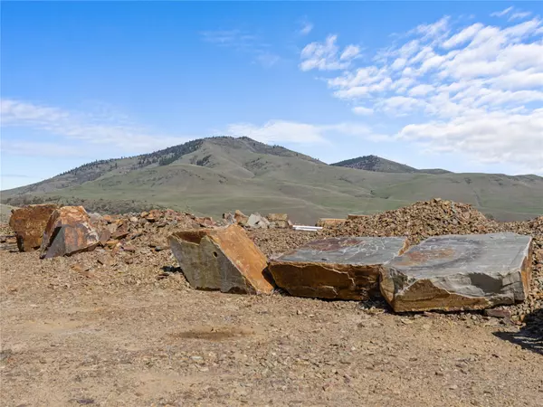 NHN Windmill RD, Hot Springs, MT 59845