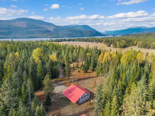 70 Copper Ridge RD, Trout Creek, MT 59874