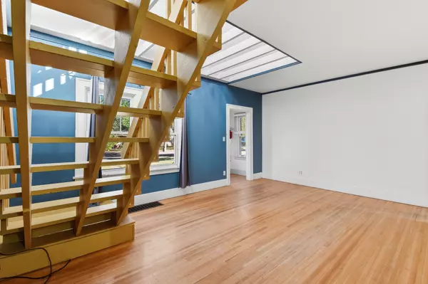 Great Falls, MT 59401,3008 1st AVE N