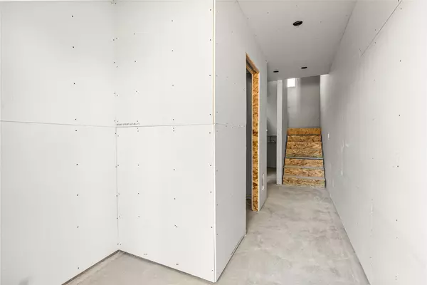 Missoula, MT 59808,632 N 5th ST W #C