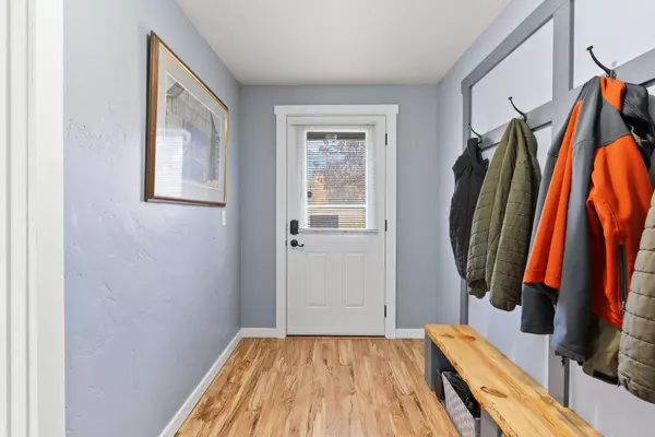 Columbia Falls, MT 59912,1785 Mt Highway 206