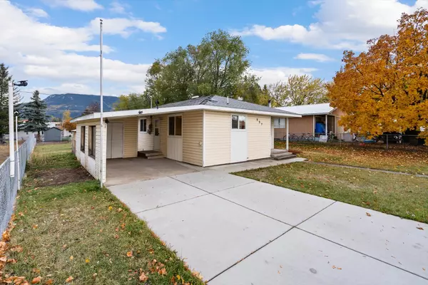 Columbia Falls, MT 59912,537 7th AVE W