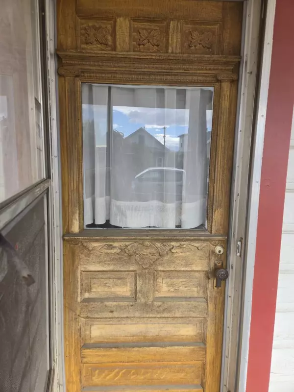 Butte, MT 59701,1040 Utah AVE