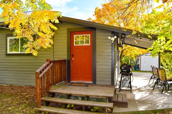 St Ignatius, MT 59865,233 2nd AVE