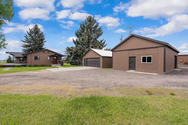 Columbia Falls, MT 59912,1020 Middle RD