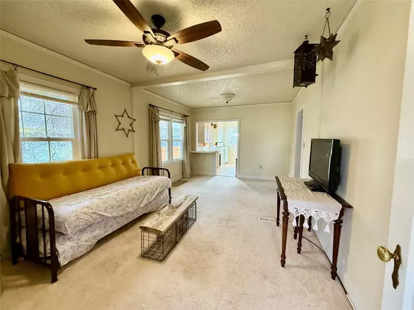 Great Falls, MT 59401,2716 Central AVE