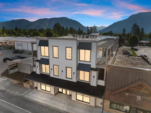 519 Nucleus AVE #303, Columbia Falls, MT 59912