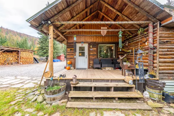 Yaak, MT 59935,613 Tamarack DR