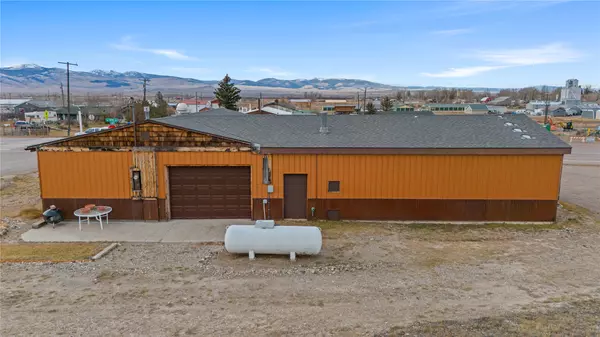 White Sulphur Springs, MT 59645,308 3rd AVE SW