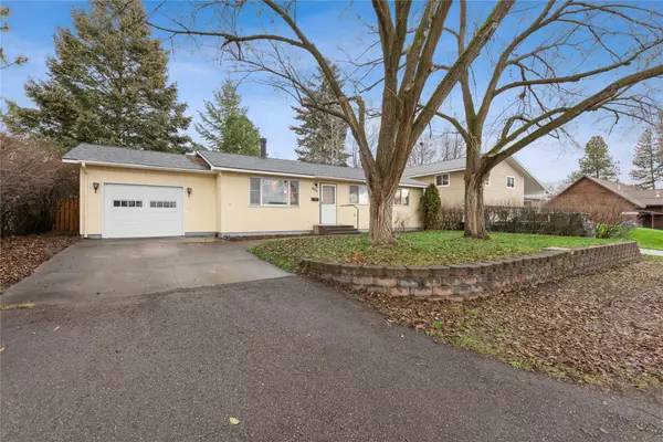 Columbia Falls, MT 59912,625 7th AVE W