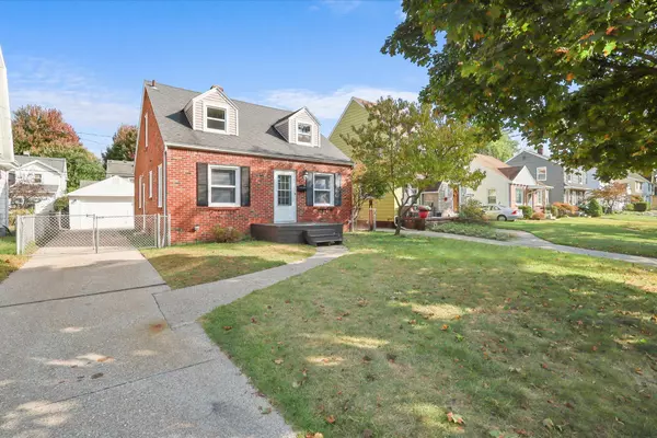 Toledo, OH 43613,3840 Garrison RD
