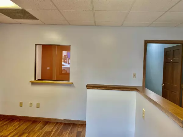 Findlay, OH 45840,114 S Main ST