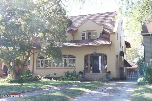 2815 Collingwood BLVD, Toledo, OH 43610