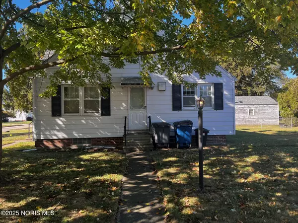 Toledo, OH 43614,3042 Cragmoor AVE