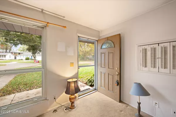 Toledo, OH 43613,5402 Sandra CT