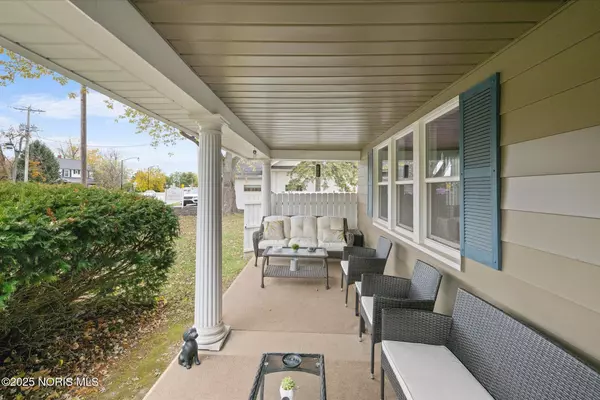 Rossford, OH 43460,1213 Dixie HWY