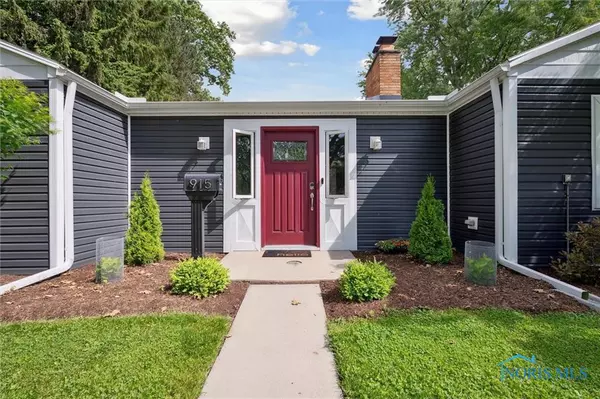 Maumee, OH,915 W Broadway ST