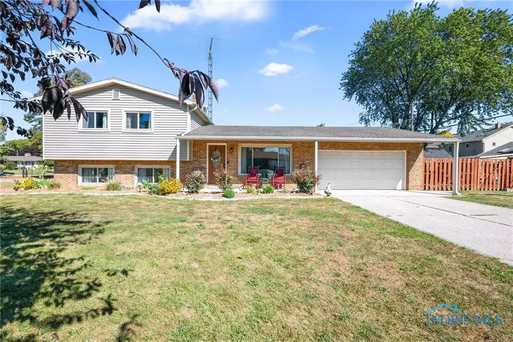 Toledo, OH 43611,5204 Grosse Point Pkwy