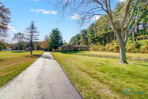 Swanton, OH 43558,1565 County Road D