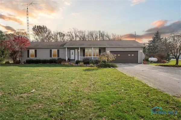 14980 Woodside DR, Rocky Ridge, OH 43458