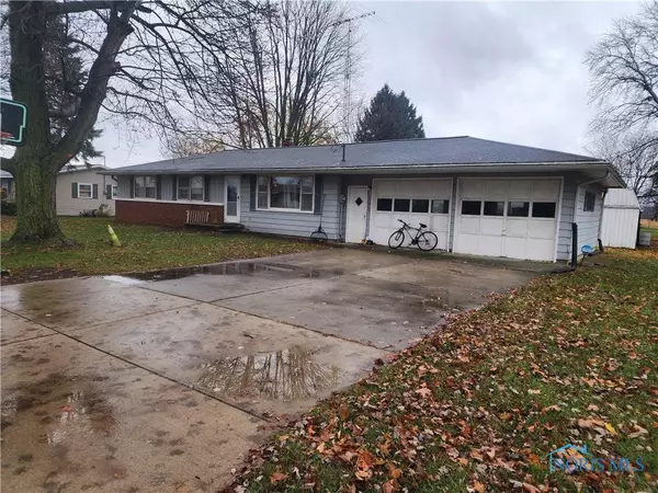 404 George ST, Fayette, OH 43521