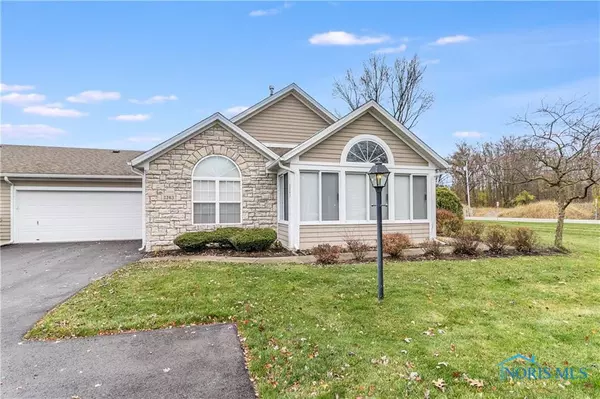 Toledo, OH 43617,2263 Whispering Pines DR