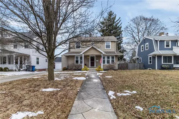 Toledo, OH 43614,2756 Kingsford DR