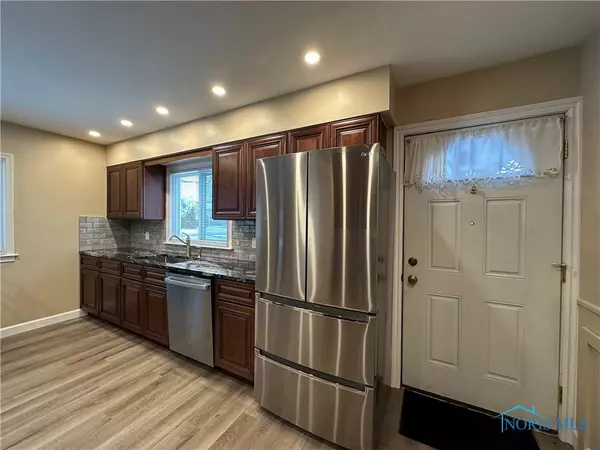 Toledo, OH 43623,5748 Home LN