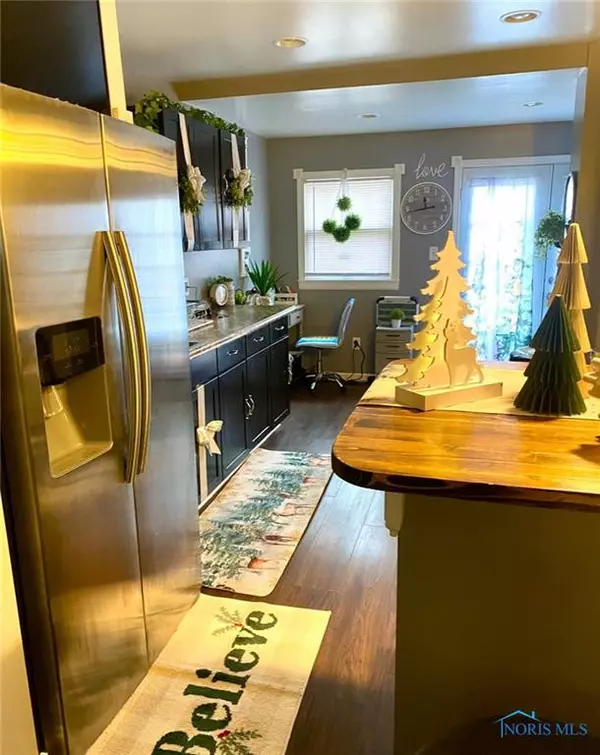 Toledo, OH 43607,1735 Perth ST