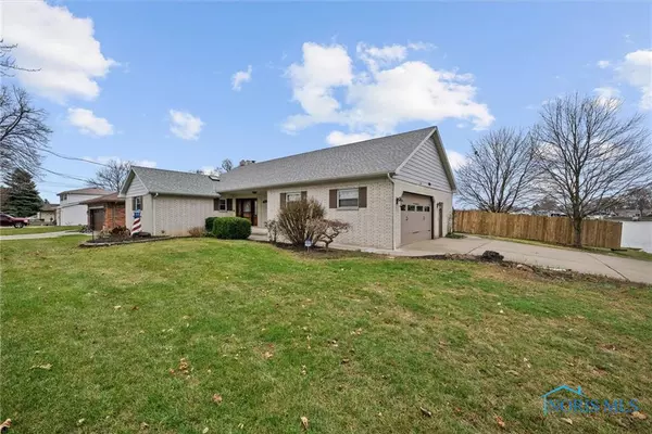 Toledo, OH 43611,2560 Shoreland AVE