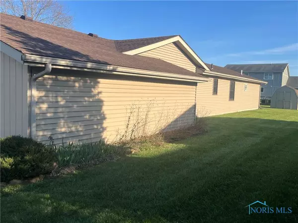 Bryan, OH 43506,917 Wesley AVE