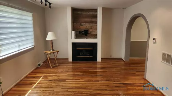 Toledo, OH 43613,2620 Elmridge RD