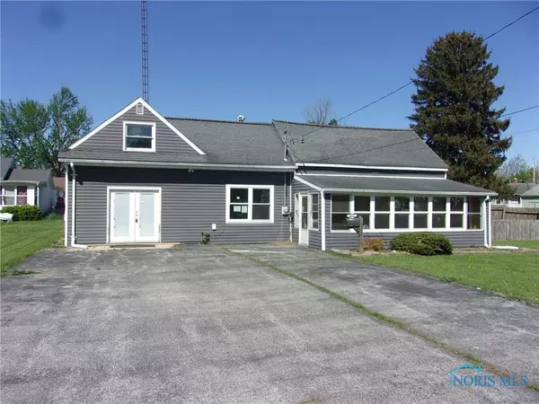 417 Race ST, Clyde, OH 43410